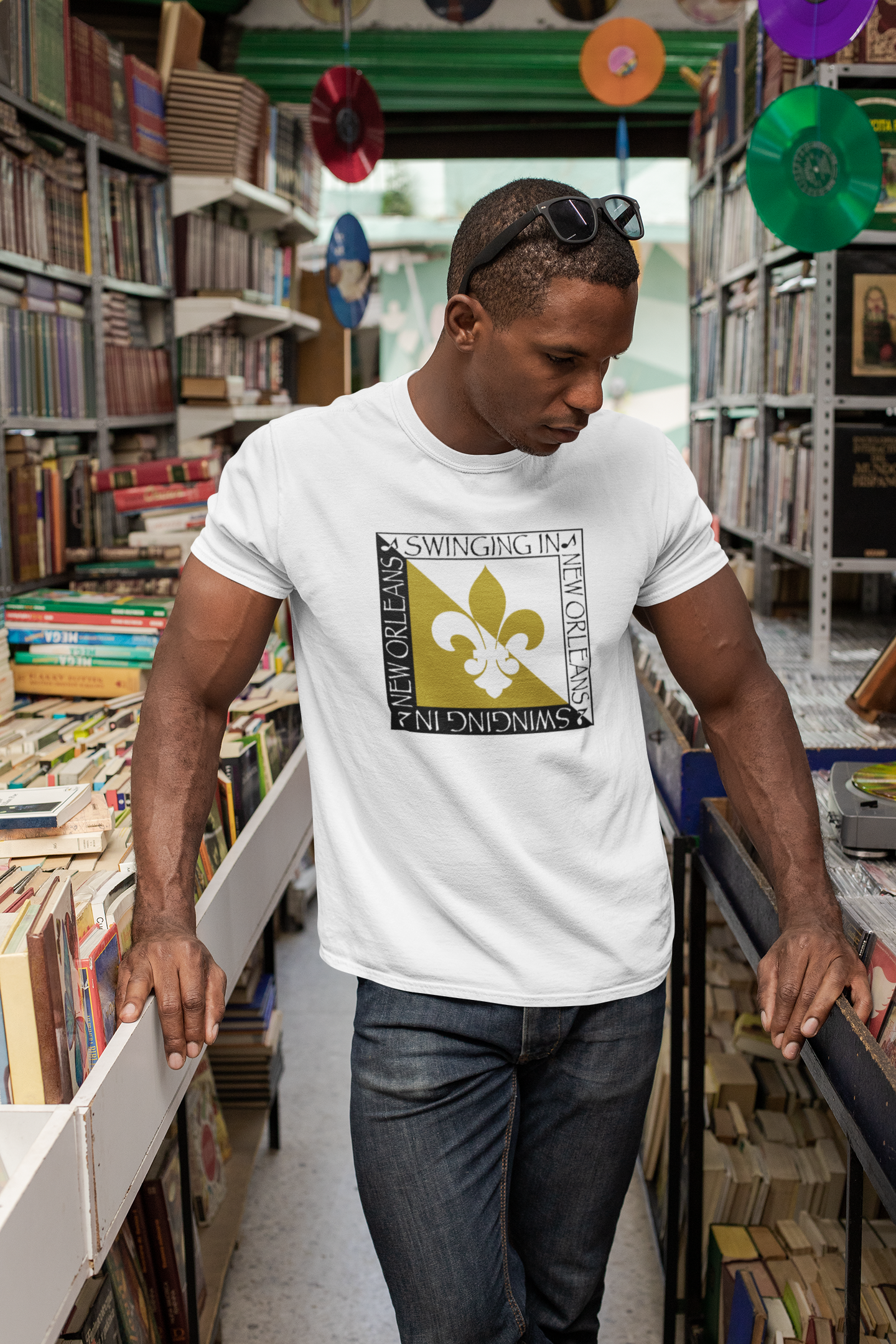 Swinging in New Orleans Fleur De Lis Unisex T-Shirt – Gold Design